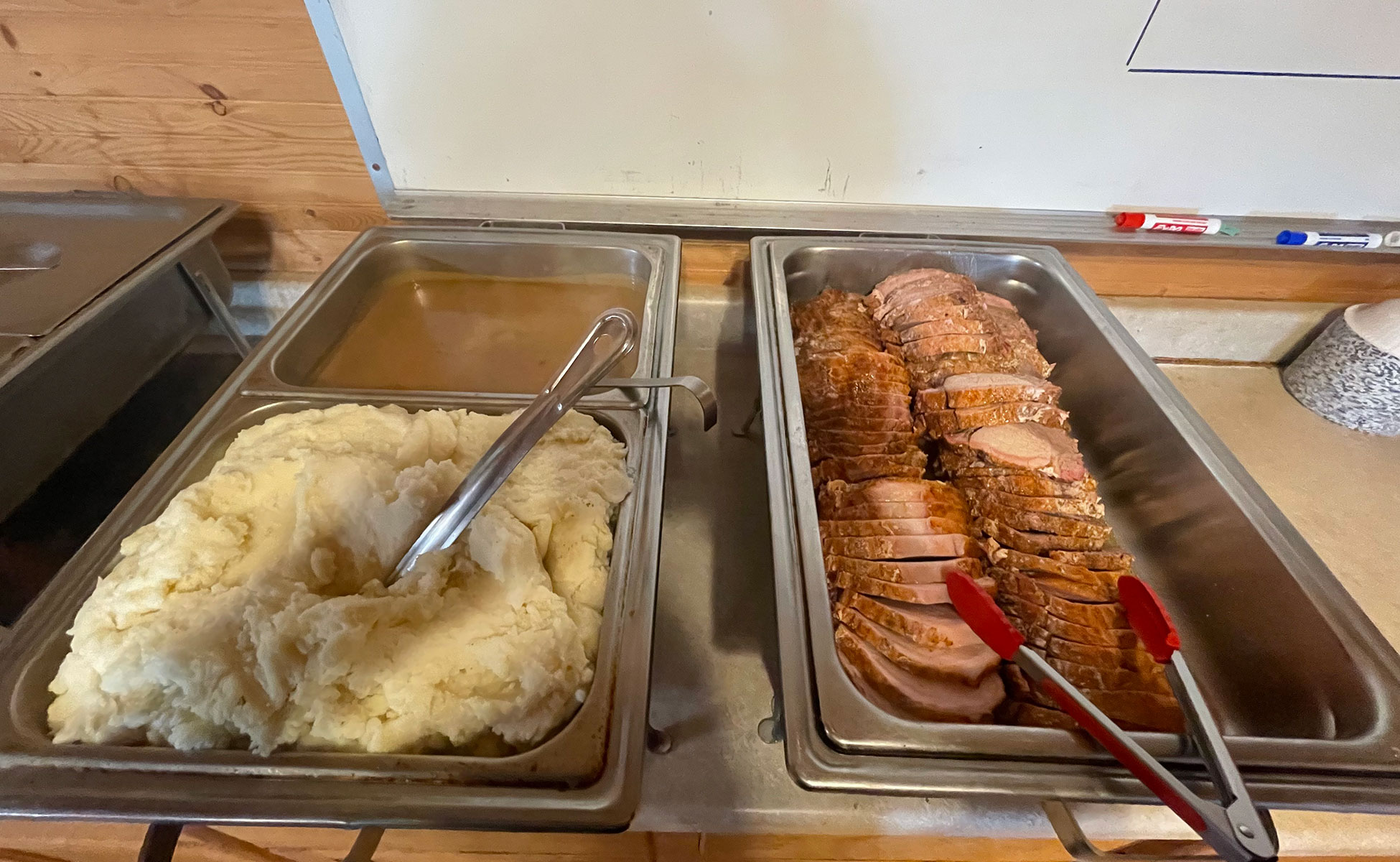 jakes_alaska_dining_food_2